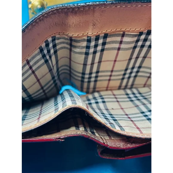 Men's Burberry Black Label Wallet Black Leather Exterior Brown and Red Interior - Picture 5 of 12